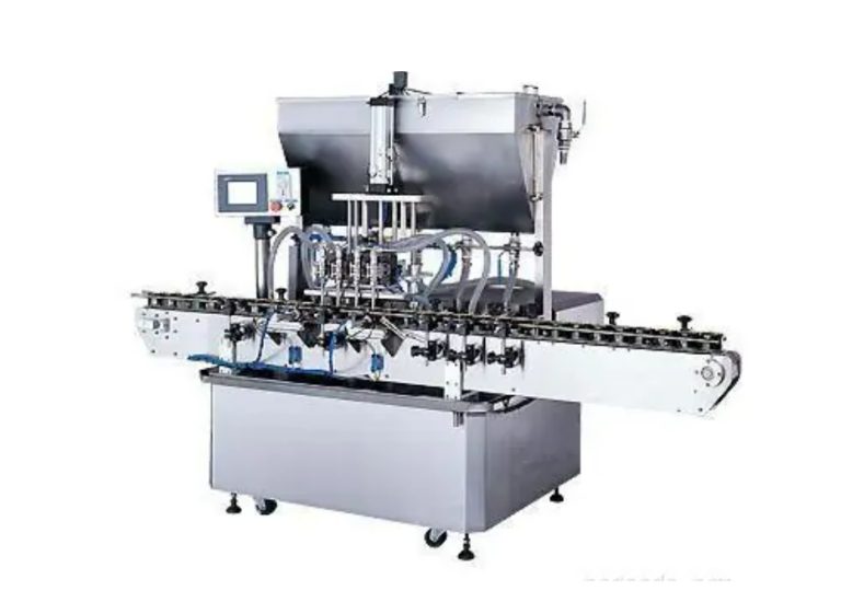 Automatic labeling machine